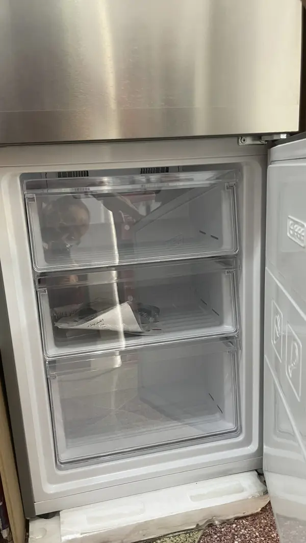 Maxtor 470L NoFrost Gris – Image 3